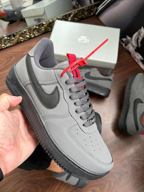 Tênis AIR force 1- chumbo