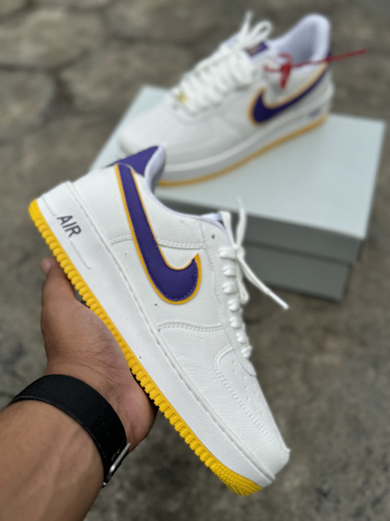 Tênis AIR force 1- Lakers