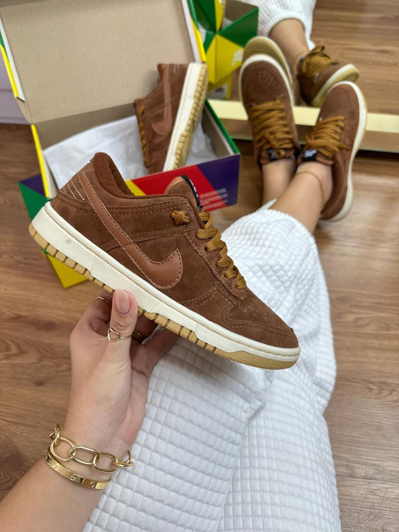 Tênis Nike DUNK Low