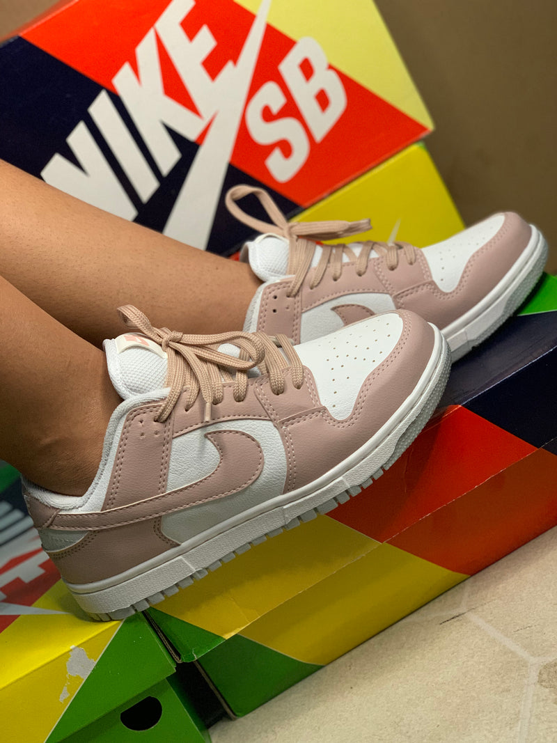 Sb DUNK Low  Primeira linha - feminino - 2 pares de cadarços