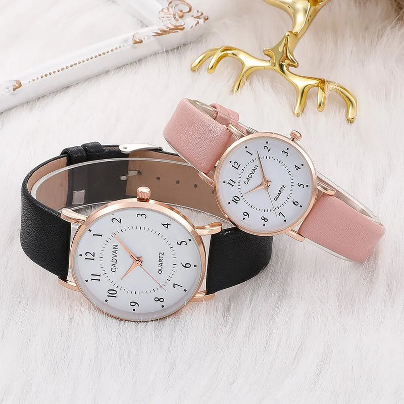 kit com dois relogios masculino/feminino - quartzo - pulseira de couro