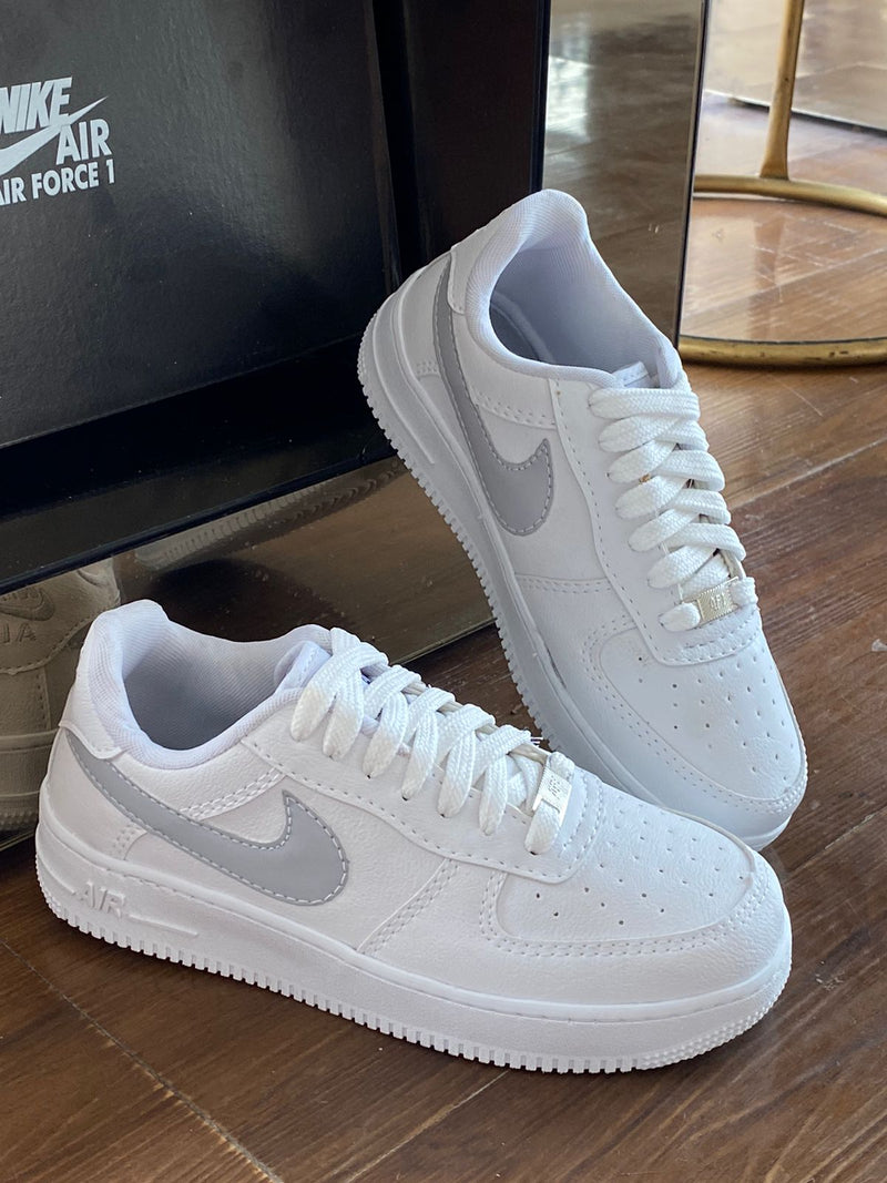 AIR Force REFLETIVO / Primeira linha