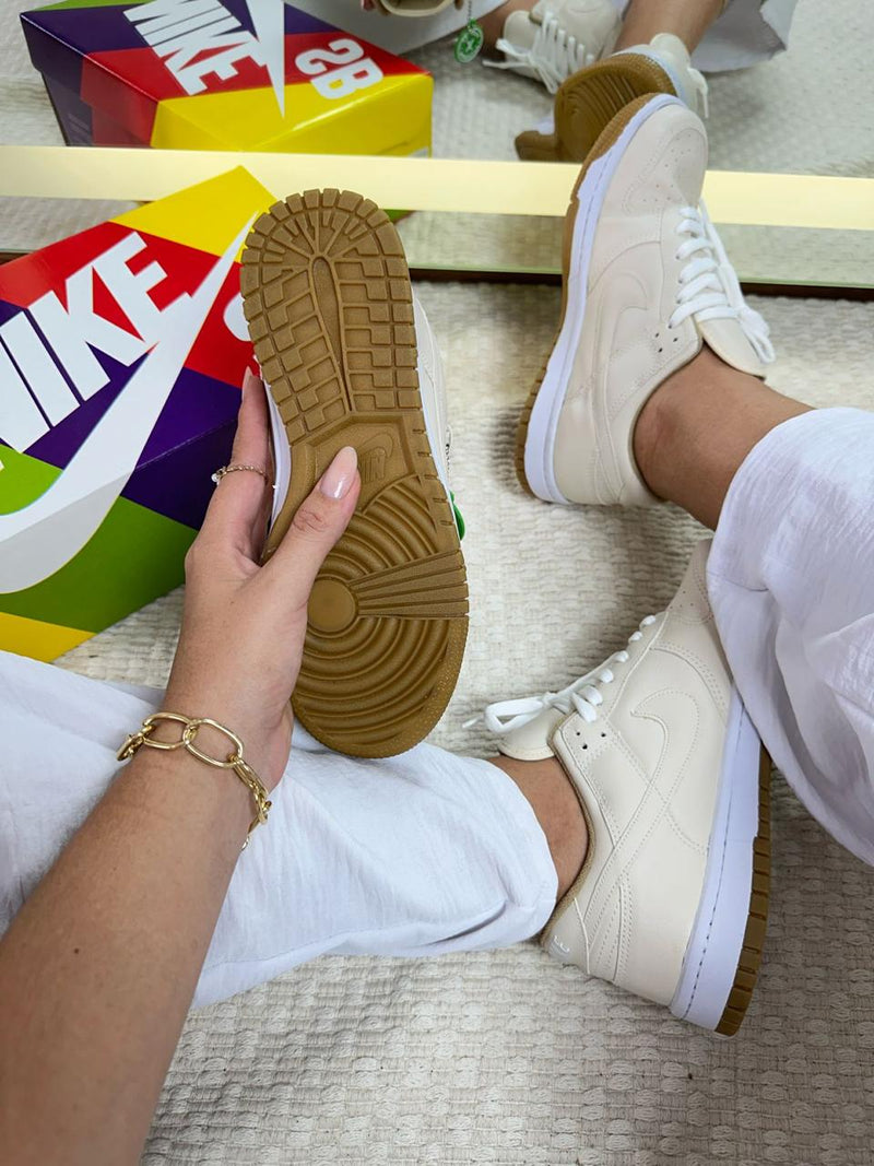 Tênis Nike DUNK Low Low