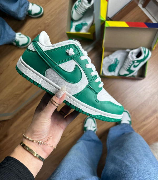 Tênis Nike DUNK Low Low