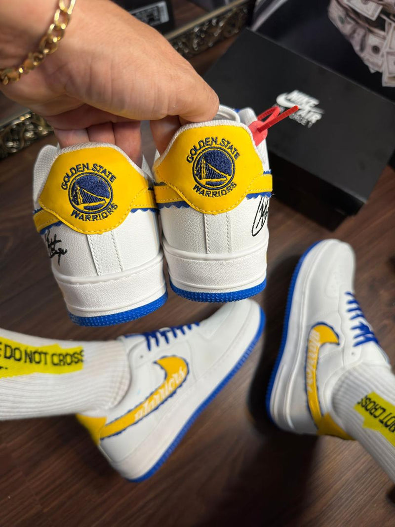 Tênis AIR force 1- golden state Warrios