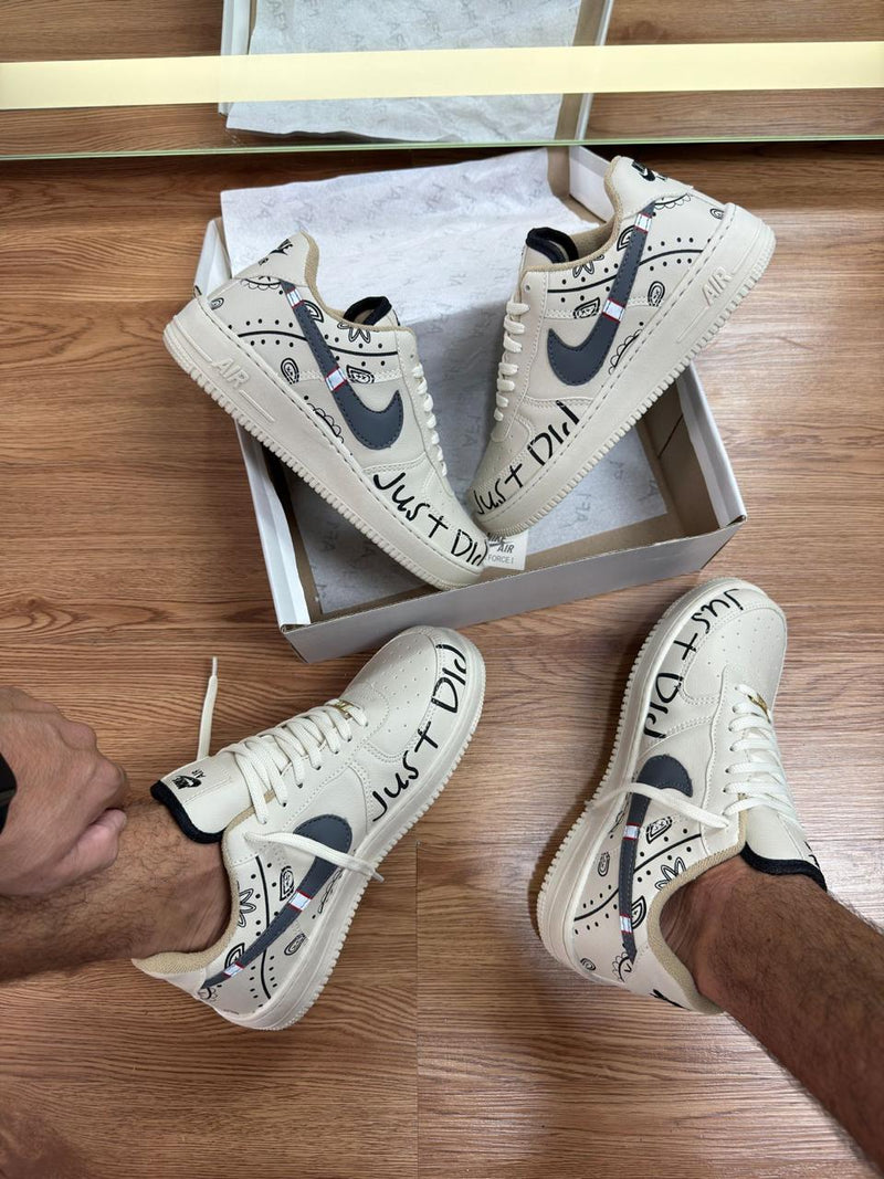 Tênis AIR force 1- JUST DO IT
