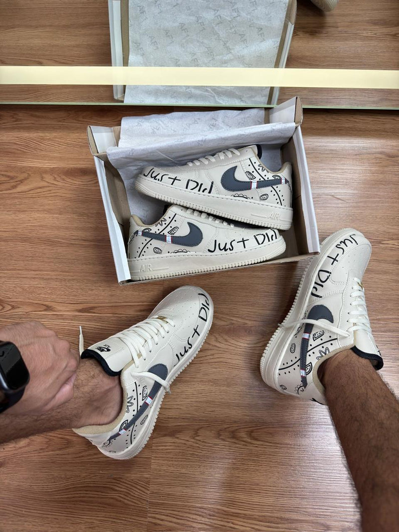 Tênis AIR force 1- JUST DO IT